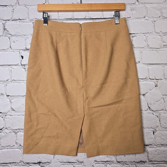 J Crew The Pencil Skirt Wool Classic Tan Straight Preppy Old Money Skirt Size 2 - Picture 8 of 12